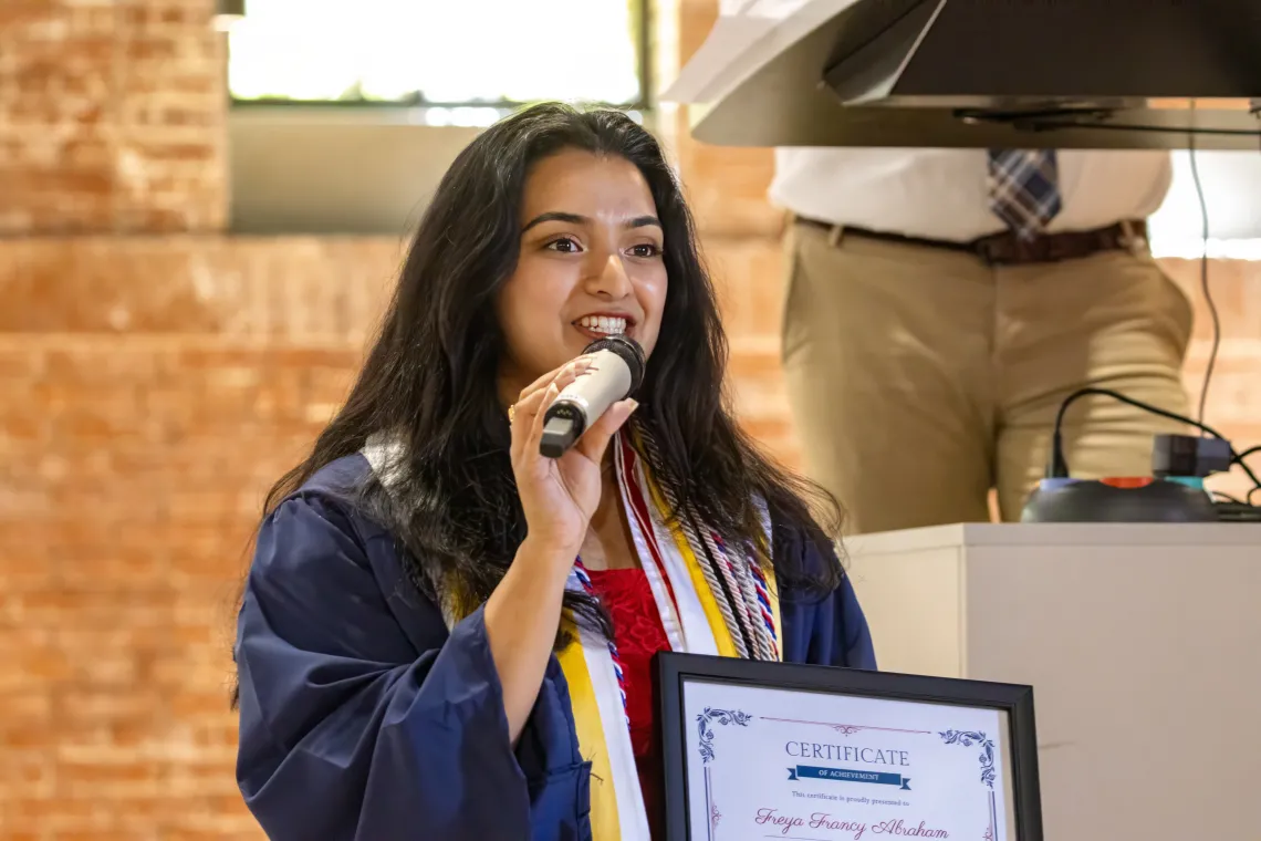 Graduation Slider 5